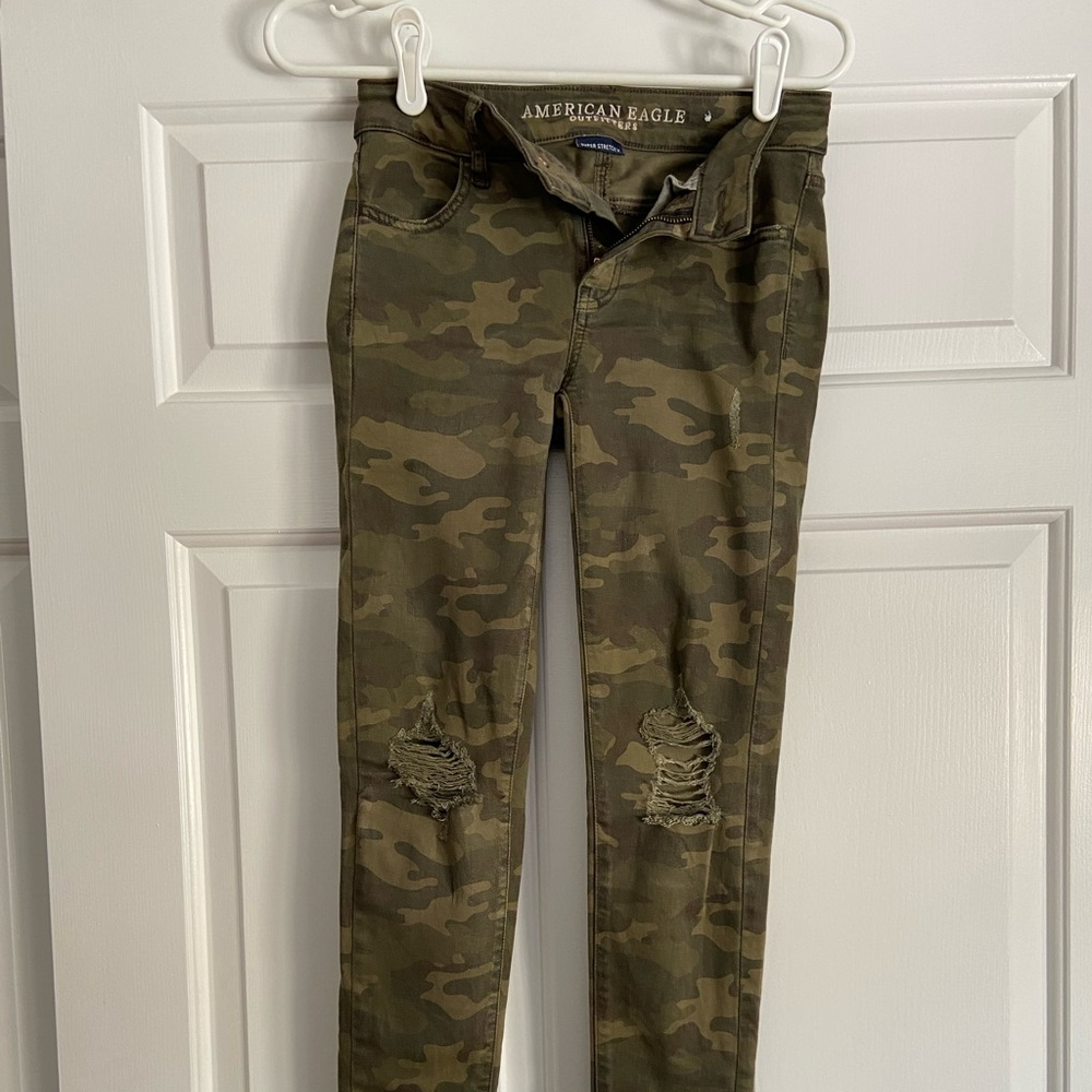 American Eagle Camo Jeggings size 0